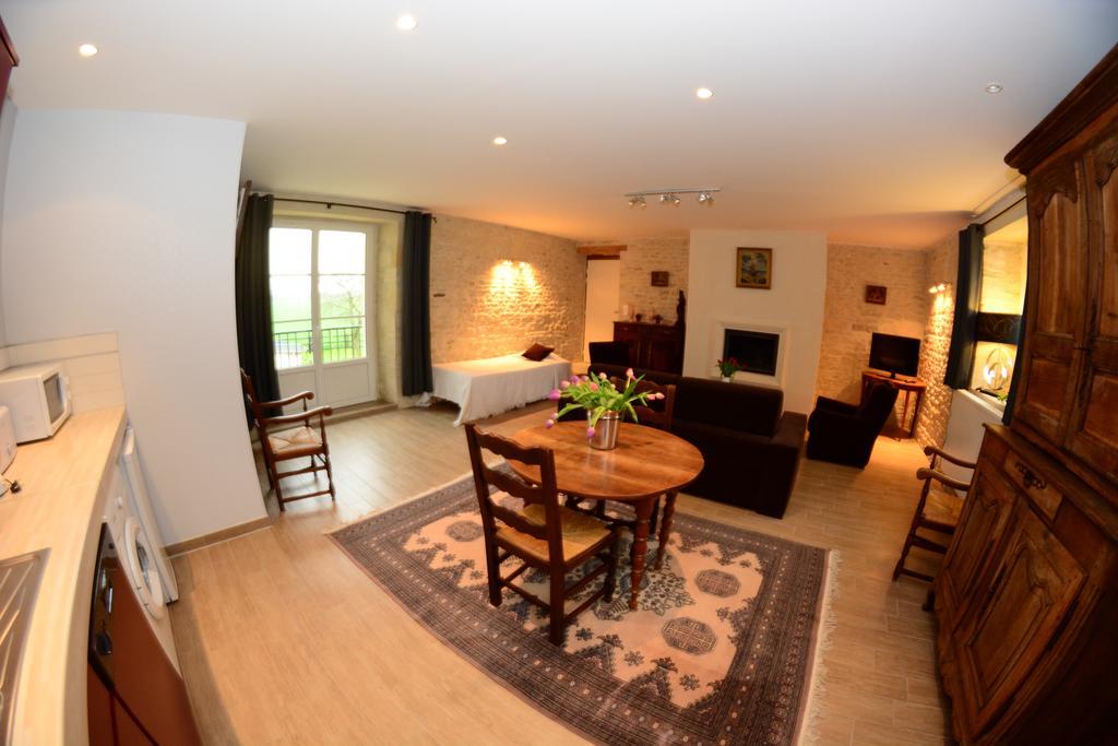 Vila La Ferme De La Gronde Magny-en-Bessin Exteriér fotografie