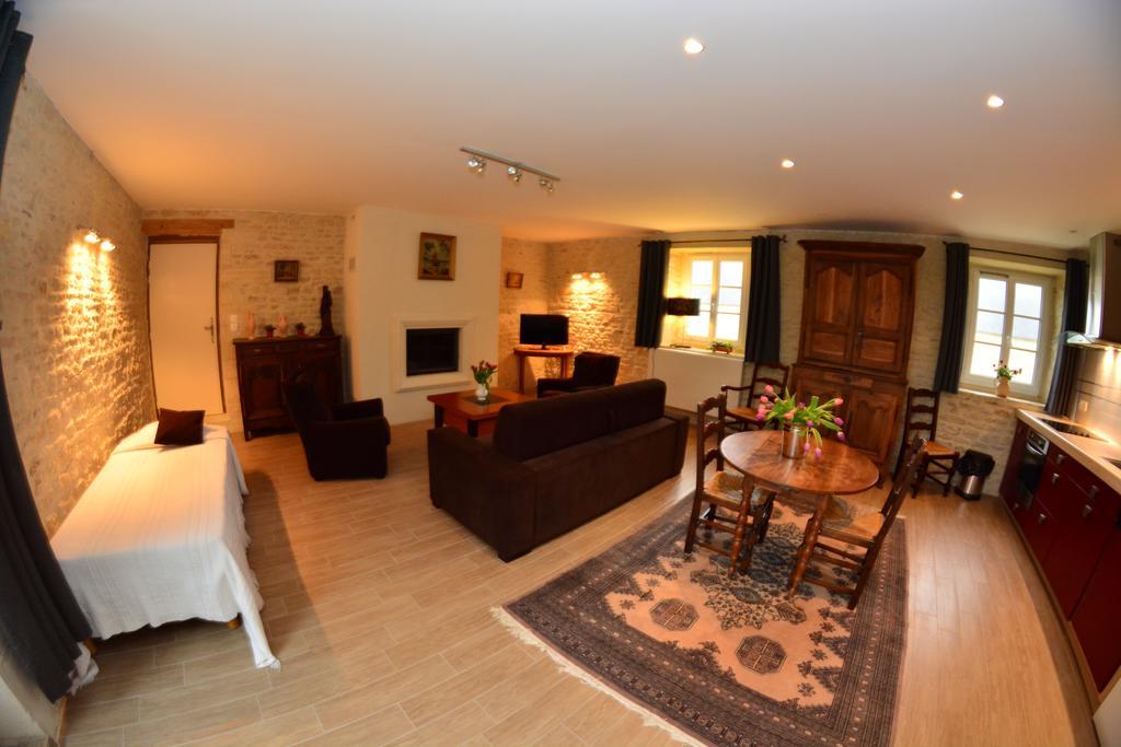Vila La Ferme De La Gronde Magny-en-Bessin Exteriér fotografie