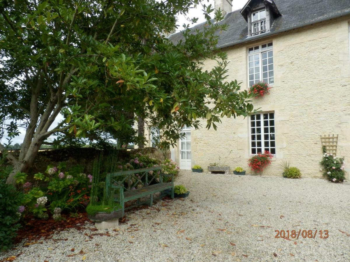 Vila La Ferme De La Gronde Magny-en-Bessin Exteriér fotografie