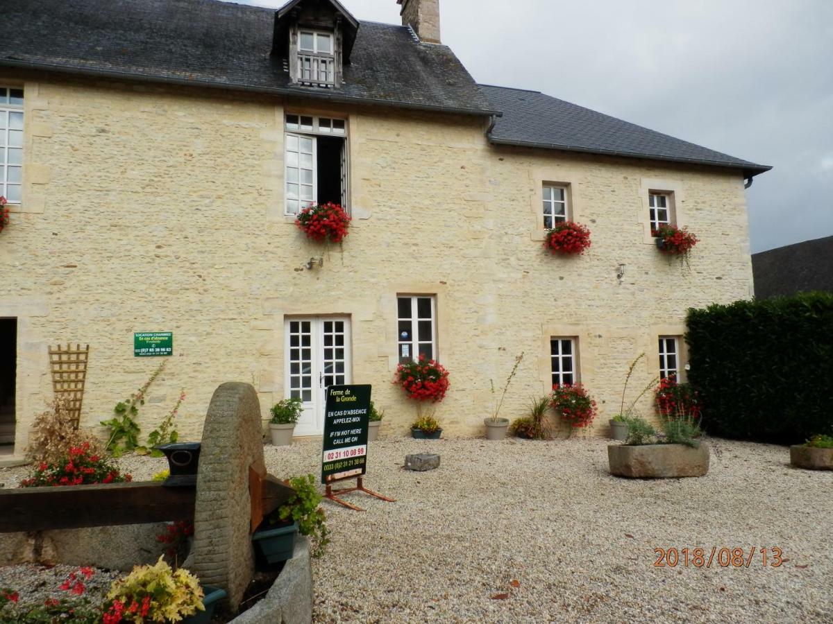 Apartmán La Ferme De La Gronde Magny-en-Bessin Exteriér fotografie